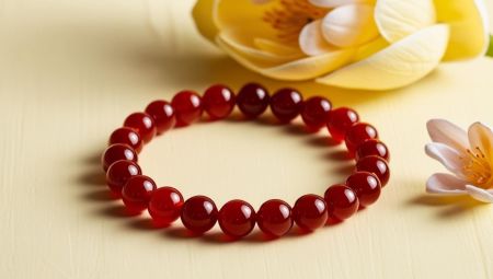 Red carnaline